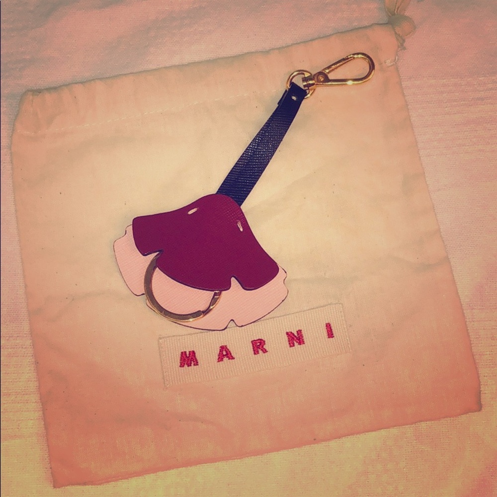 Marín key chain